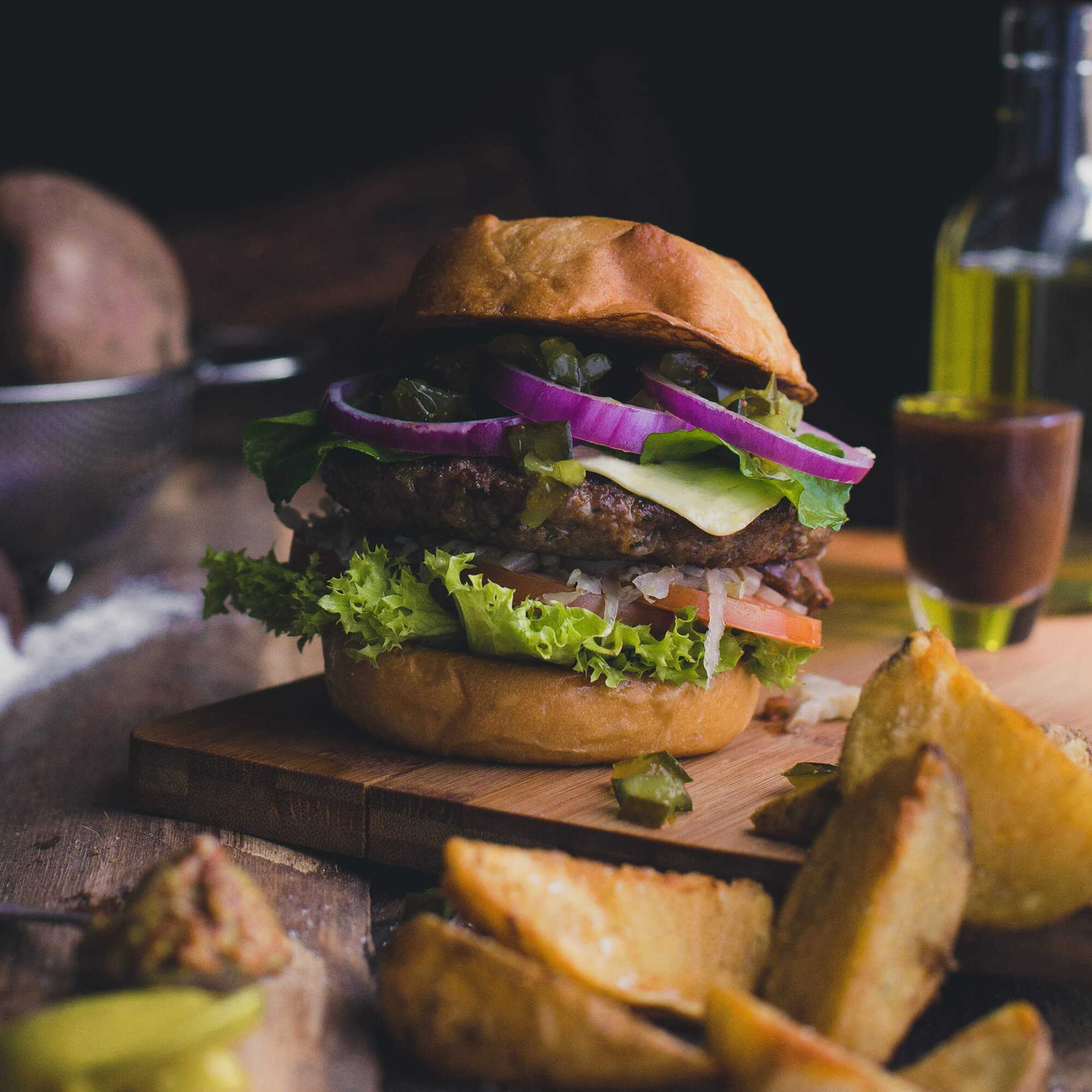 Spicy Mexican style bean meatball burger - Farrox