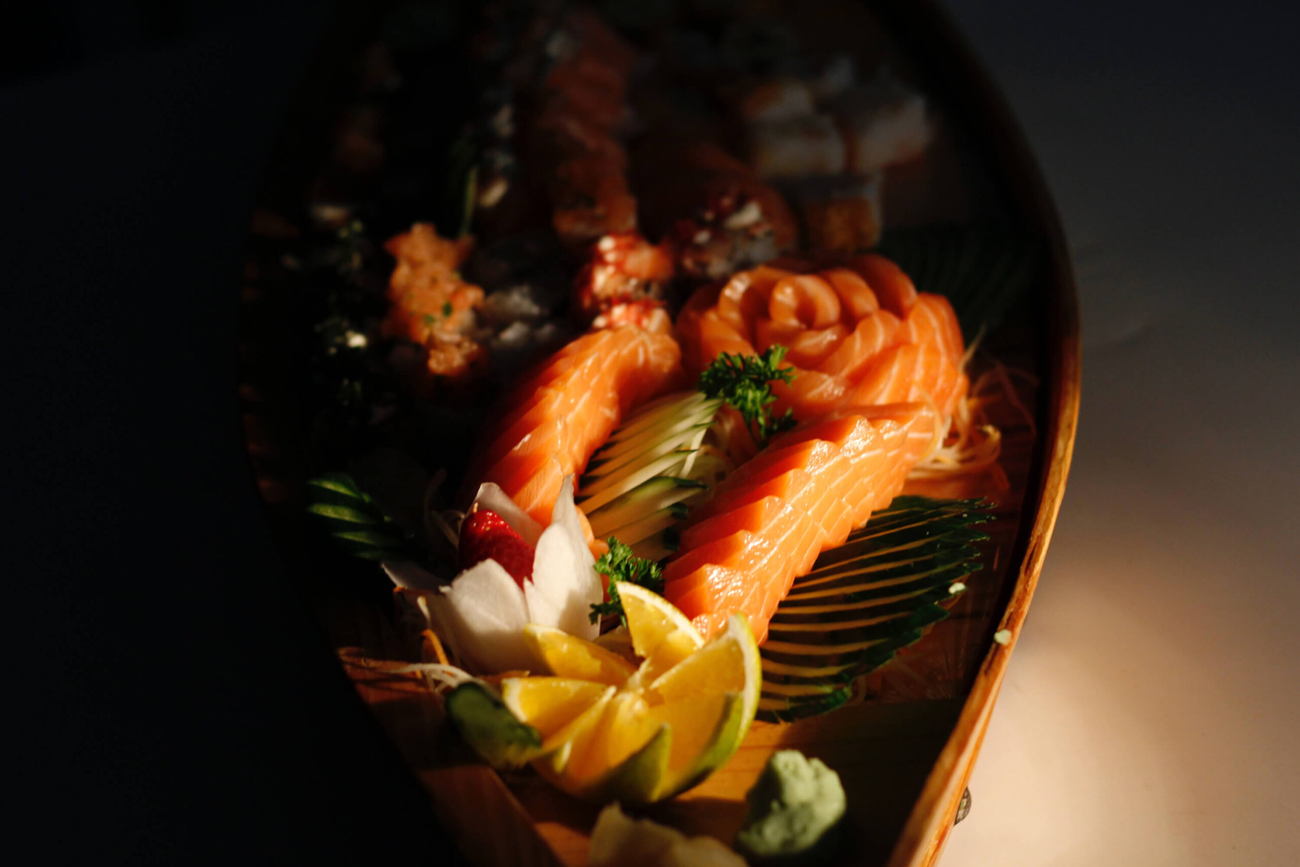 Black pepper shrimp with dried pineapple - Farrox